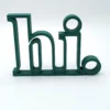 Minimalistischer 3D-Deko-Schriftzug „hi.“
