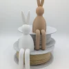 Sitzender Deko-Hase "Nori" - minimalistische Osterdeko mit Samtoptik
