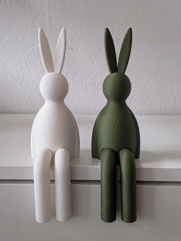 Sitzender Deko-Hase "Nori" - minimalistische Osterdeko mit Samtoptik