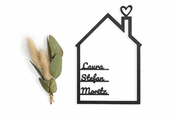 Personalisierbares Haus "Homa" - Namensliste als Familien-Deko