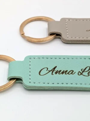 "Fuda" - Schlüsselanhänger personalisiert mit Name | Lasergravur auf PU-Leder