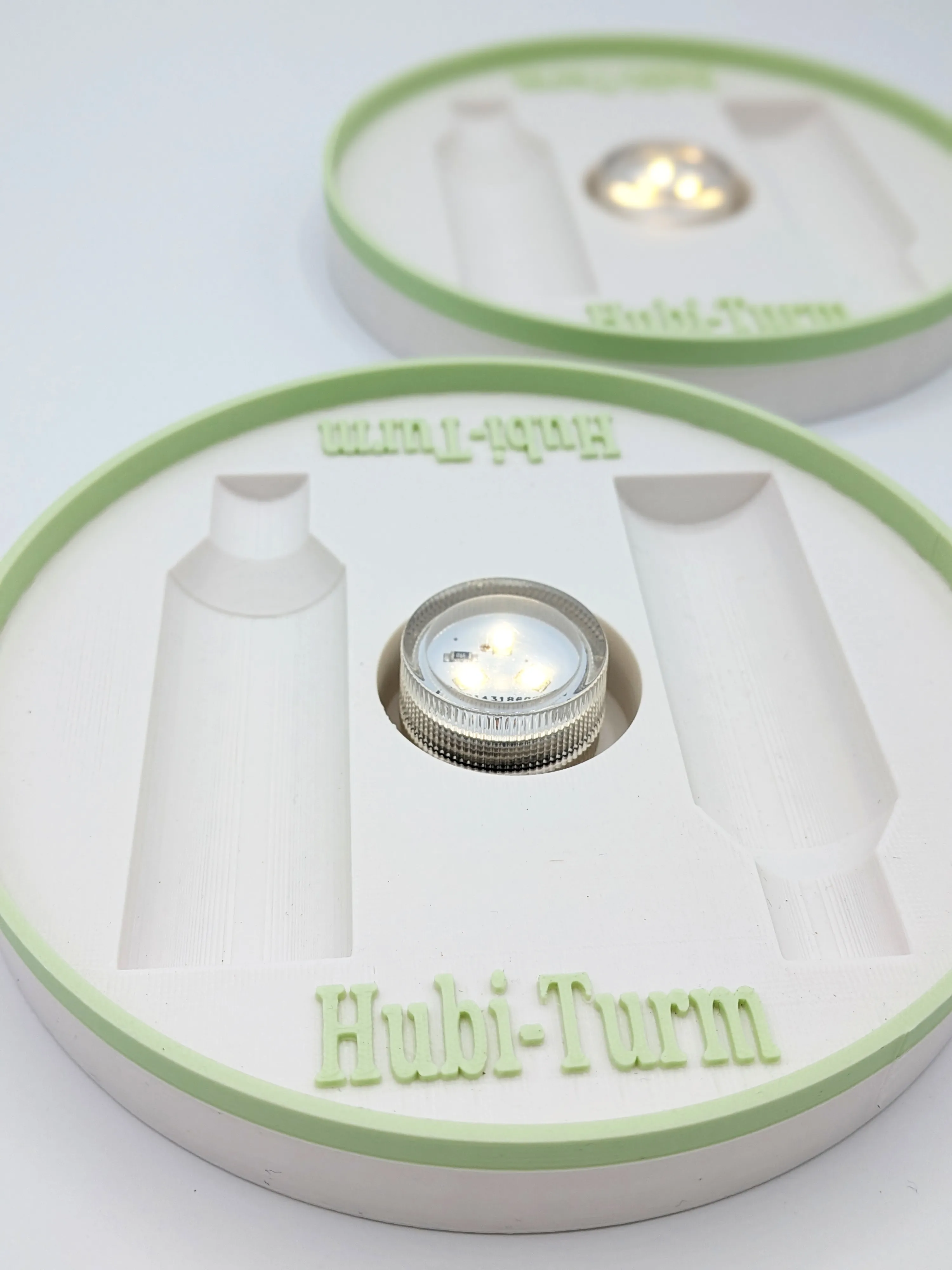 Hubi-Turm "Rudi" – Beleuchtete Basis für St.-Hubertus-Tropfen-Türme