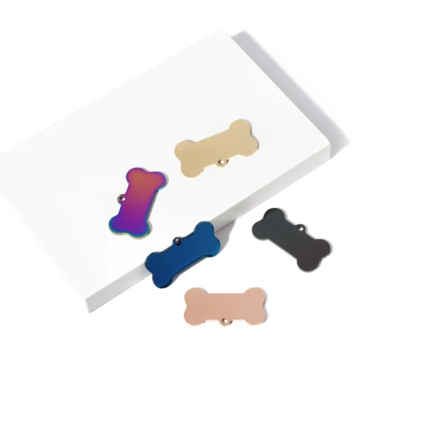 Hundemarke personalisiert gravieren – Farbauswahl Gold, Rosé, Schwarz, Blau und Bunt