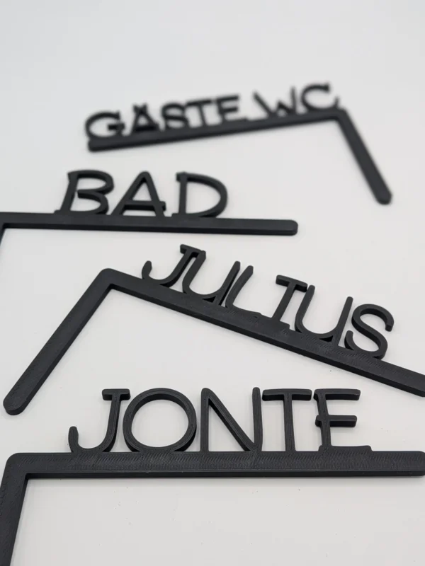 Personalisierte Türschilder im Giebel-Design mit verschiedenen Wunschtexten: Gäste WC, Bad, Julius, Jonte