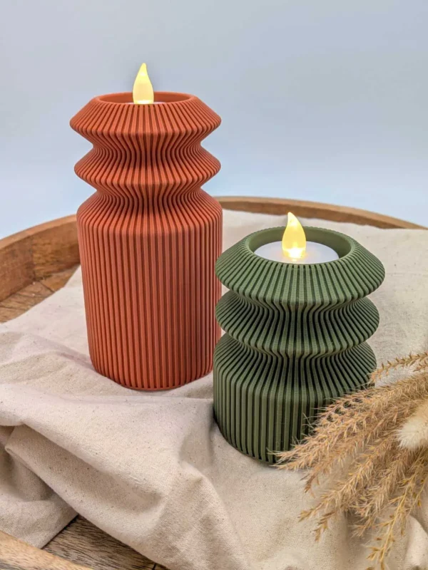 Kerzenhalter mit Stauraum „Shiro“ in Klein und Groß, geripptes Wellen-Design